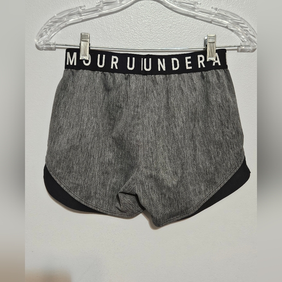 Under Armour Women's Heather Gray and Black Athletic Shorts Size XS - Picture 3 of 5
